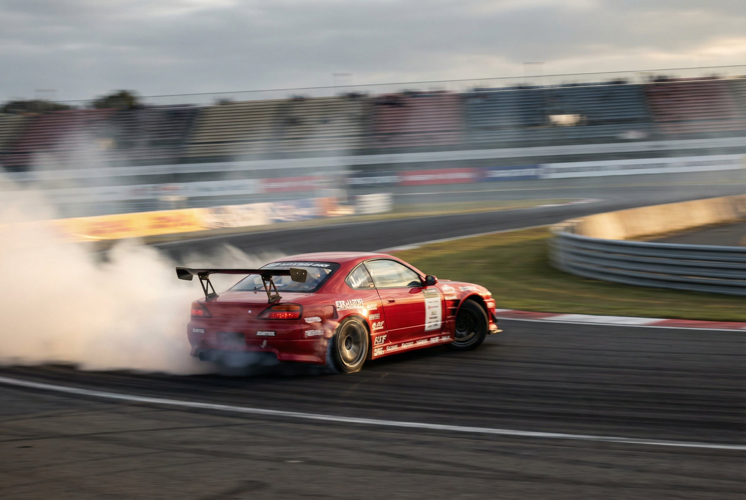 国产自拍赛道视频